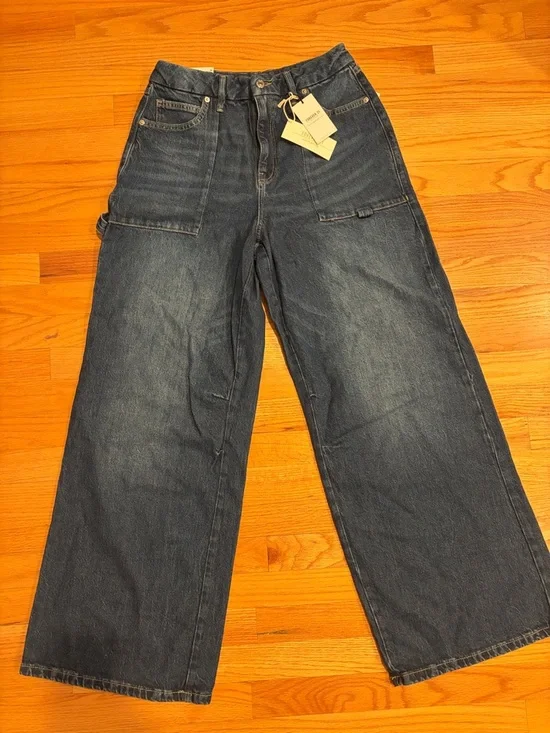 Forever 21 Dark Blue Straight Leg Jeans - Picture 1 of 2